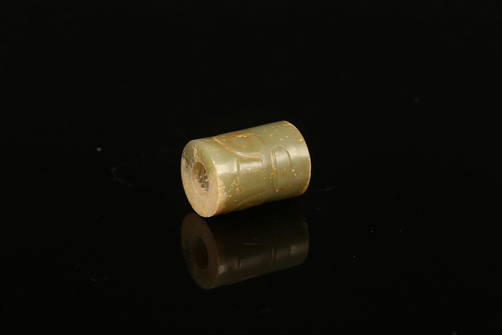 A Small Celadon Jade Cylidner - 7