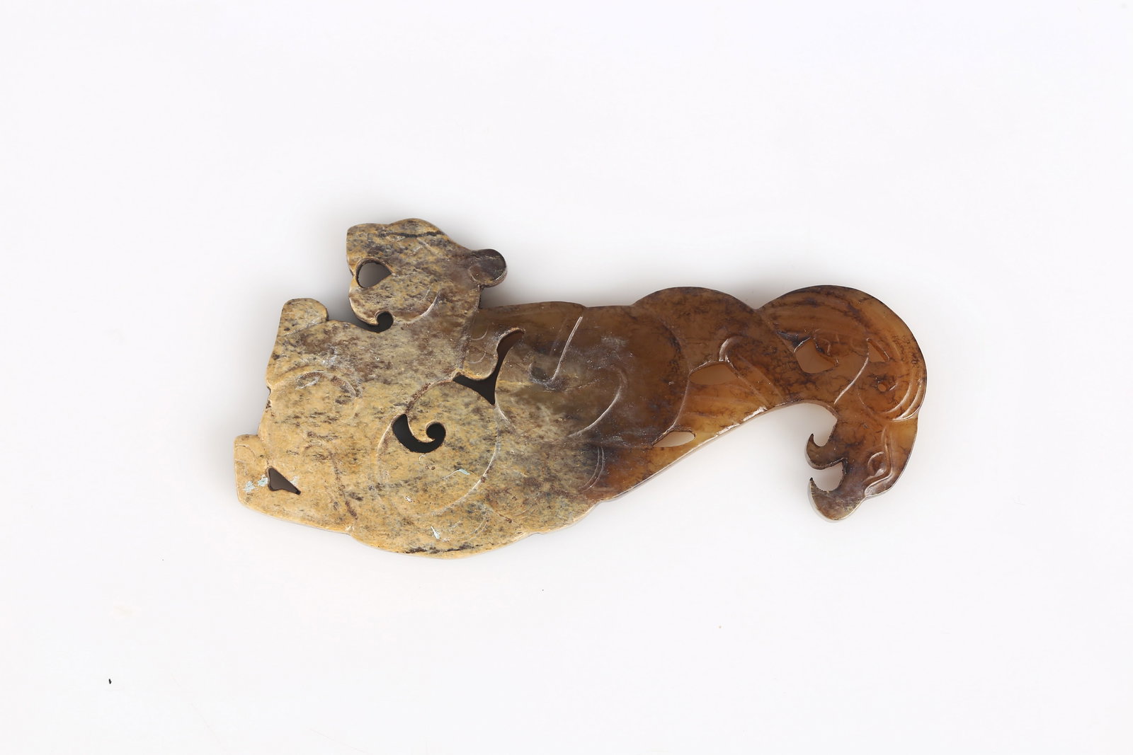 A Jade ‘Mythical Beast’ Pendant - 5