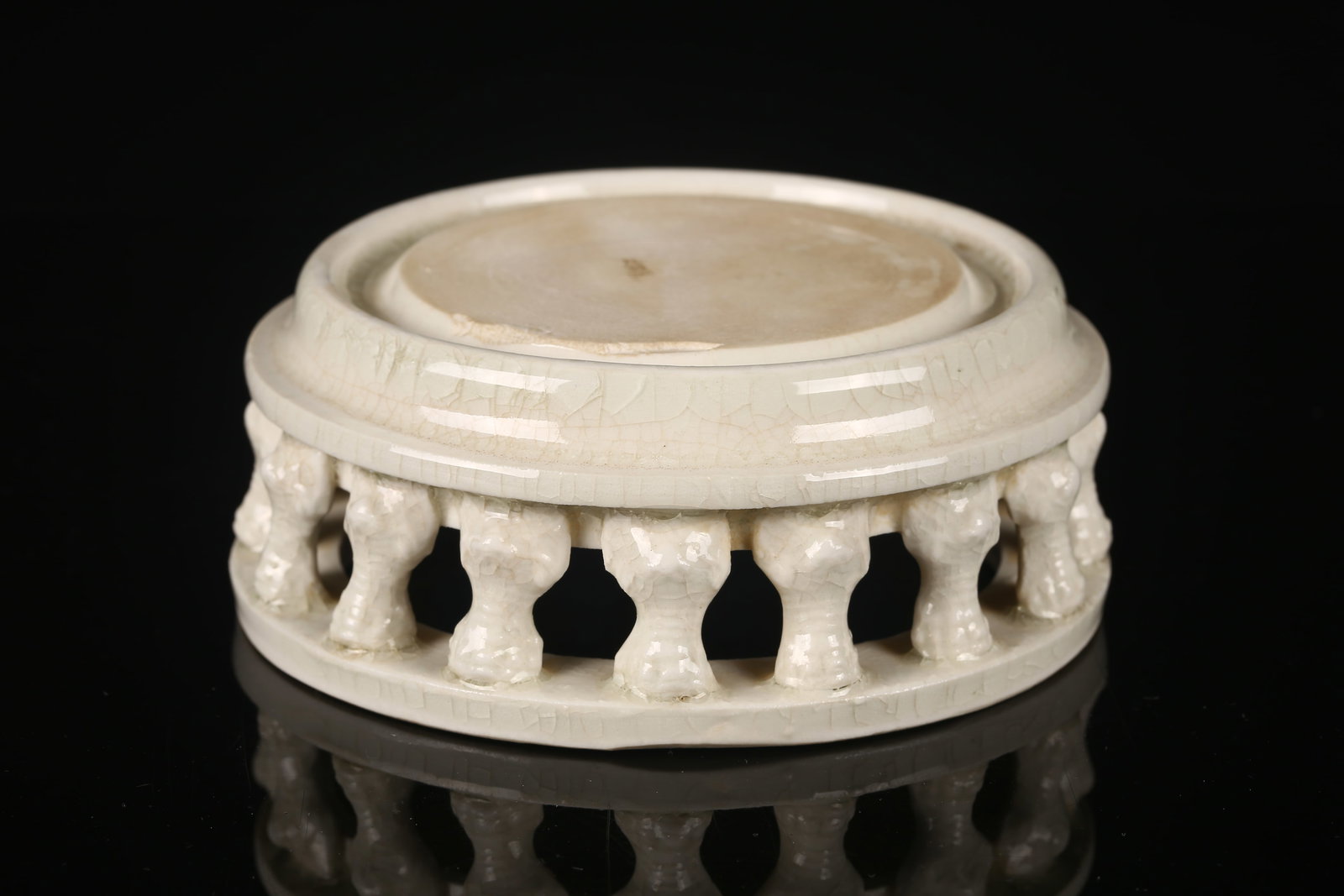 A White Glazed Ink Stone - 2
