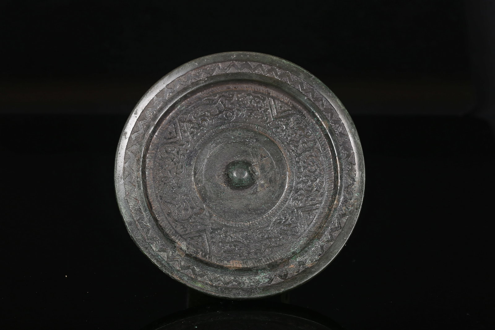 A Chinese Bronze Mirror - 7