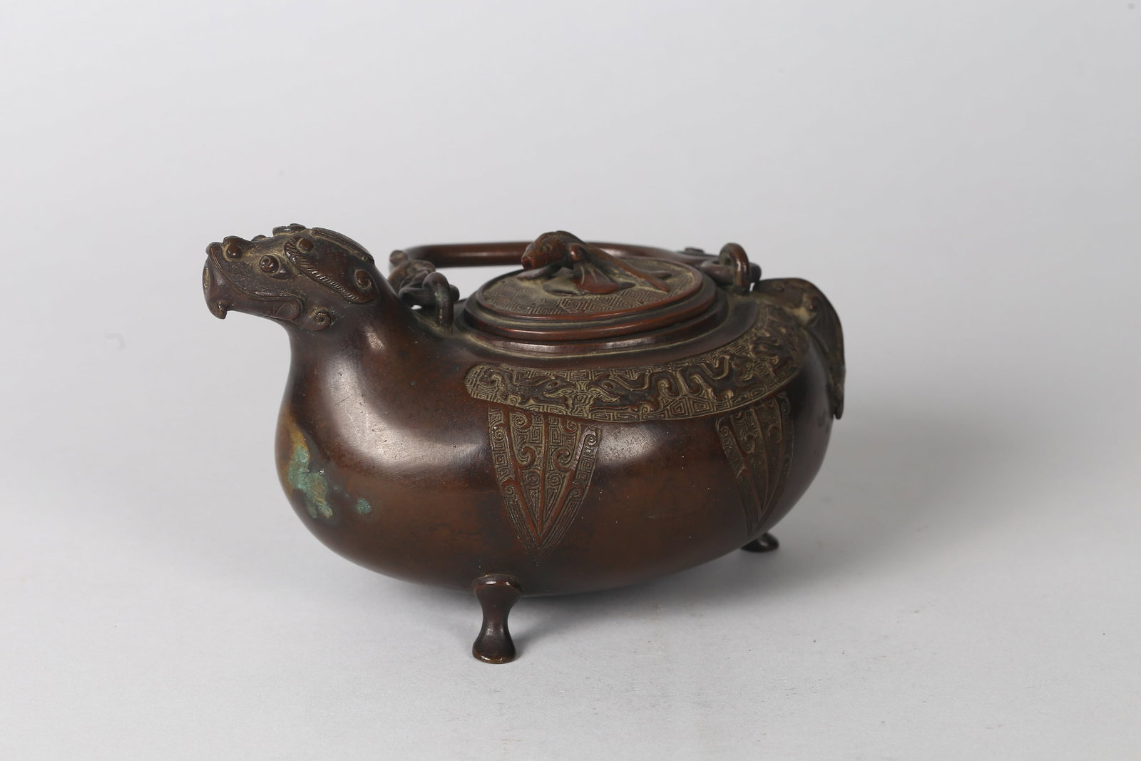 A Bronze Archaistic Beast Spouted Ewer - 2