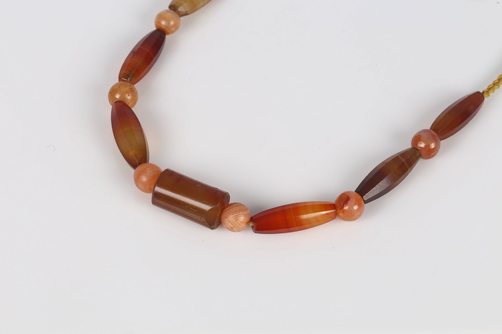 An Agate Bead Necklace - 2