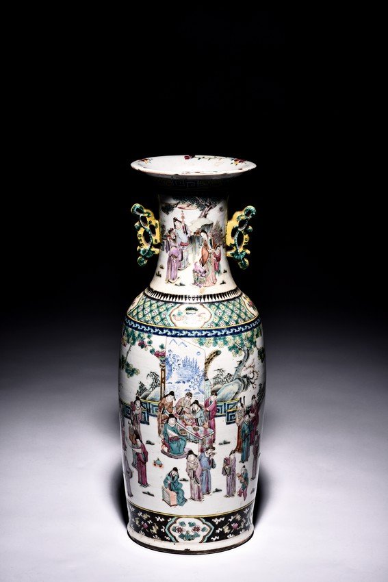 A LARGE FAMILLE ROSE 'FIGURES' BALUSTER VASE (1 of 8)