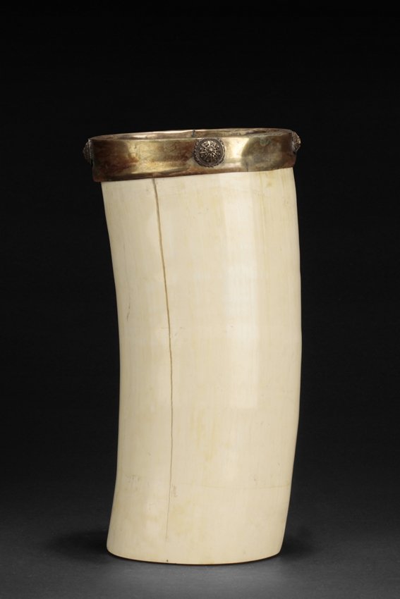 AN IVORY BRUSH POT W/ BRONZE ENCLOSURE (1 of 5)