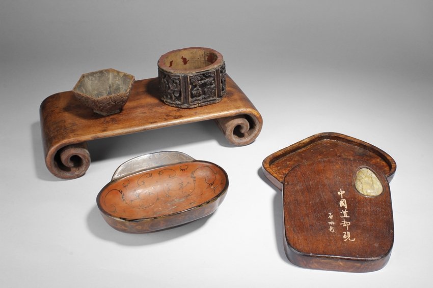 A GROUP OF FOUR WOODEN CONTAINERS (1 of 3)
