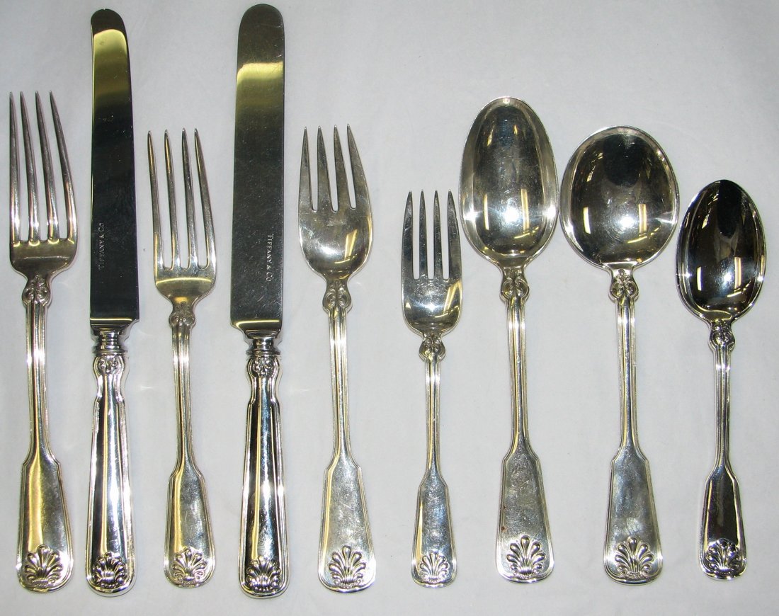 TIFFANY SHELL & THREAD 108 PIECE FLATWARE SET: TIFFANY SHELL & THREAD STERLING SILVER COMPLETE SERVICE FOR TWELVE WITH A TOTAL OF 108 PIECE FLATWARE SET.THE SERVICE CONSISTS OF TWELVE OF EACH OF THE PIECES YOU SEE IN THE PHOTOS . THERE IS BOTH DIN