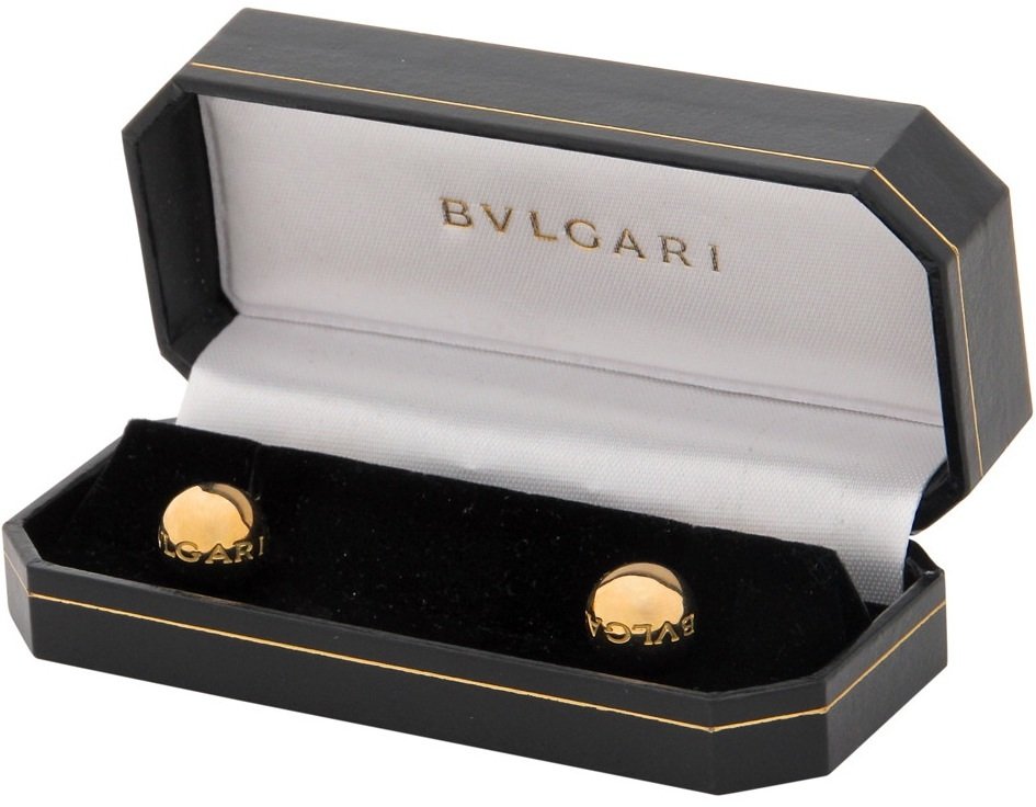 BVLGARI 18k gold ball CUFFLINKS.: Description: Bulgari circular 18k gold cufflinks.
