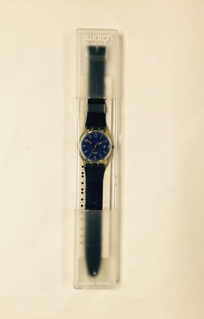 Swatch Watch GK 400 Blu Lui: Authentic Swatch Watch in the original box, never been used. It was purchased by prestigious collector Renato Pachetti 525 Park Avenue in second half of the twenties century.