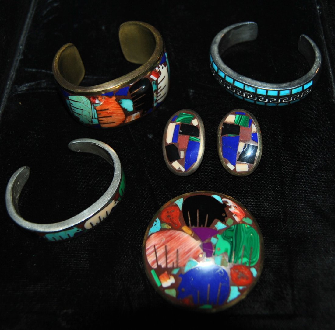 Jewelry Set with Primitive Animal Design: Jewelry Set with Primitive Animal Design; Some Sterling