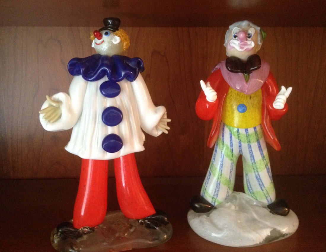 Two Czech Republic Glass Clowns: Two Czech Republic Glass Clowns, after Murano. Tallest is 9". From the estate of Mavis Lopater, to benefit the Hans and Mavis Lopater Foundation