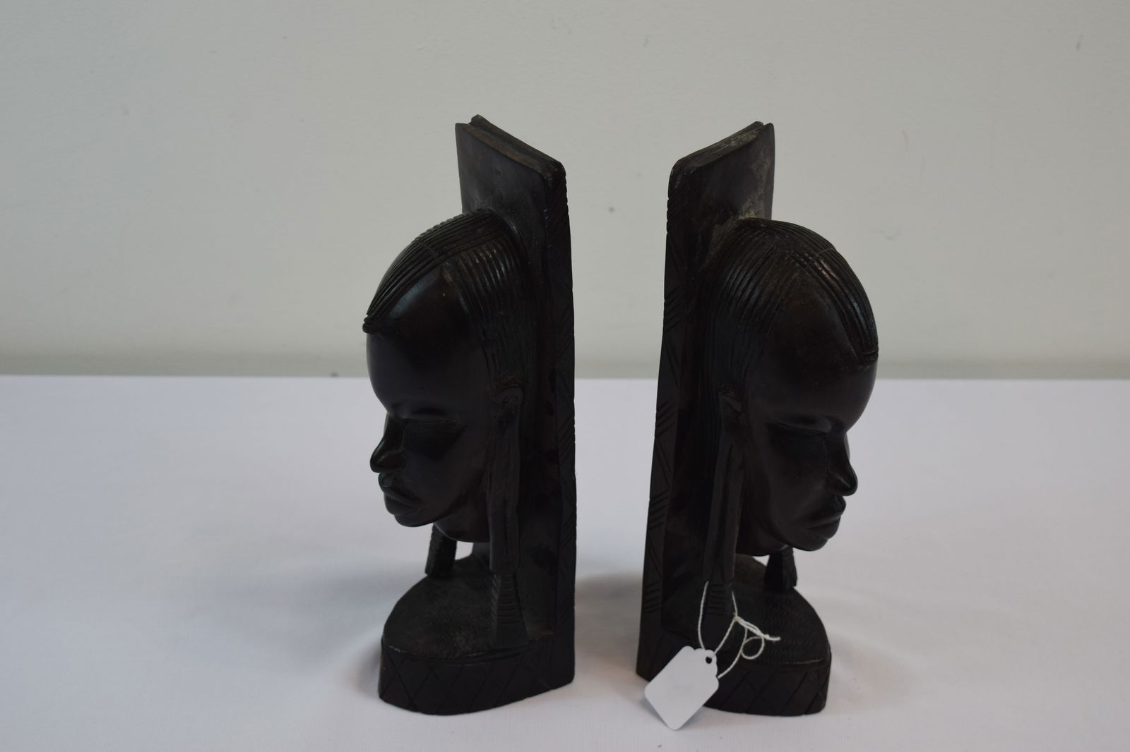 (2) African tribal hand-carved ebony bookends 4" x 3" x 11.5": (2) African tribal hand-carved ebony bookends 4" x 3" x 11.5"