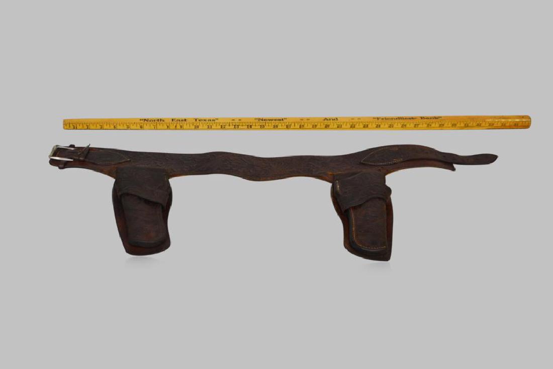 "Carl Carlock" Double Holster Gun Belt *Tooled Leather: "Carl Carlock" Double Holster Gun Belt *Tooled Leather