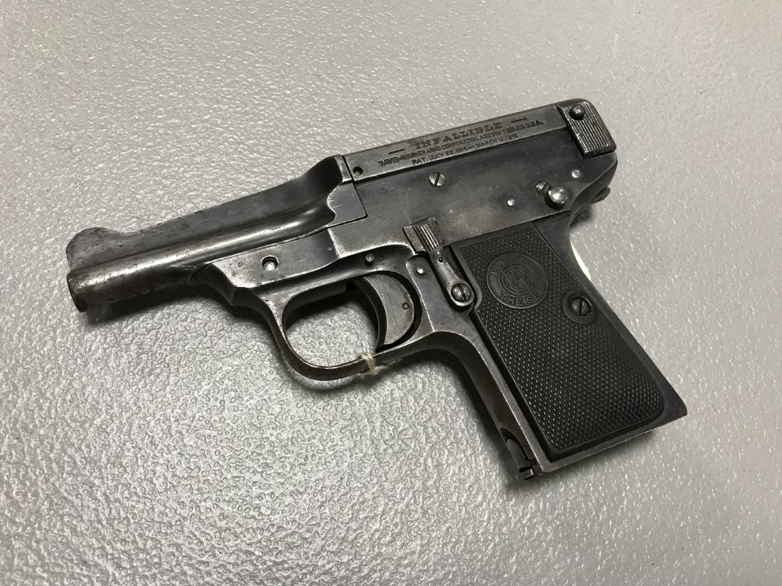 Davis Warner 32 cal.: Davis Warner 32 cal.