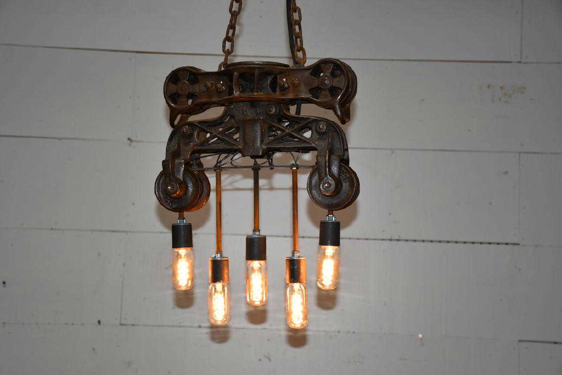 Hay Trolley Light 18 H 14 X 5 1 2 On Liveauctioneers