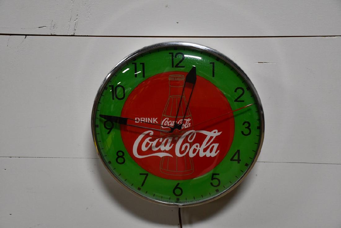 Lighted Coca - Cola Advertising Clock 14 3/4" diam. (1 of 5)