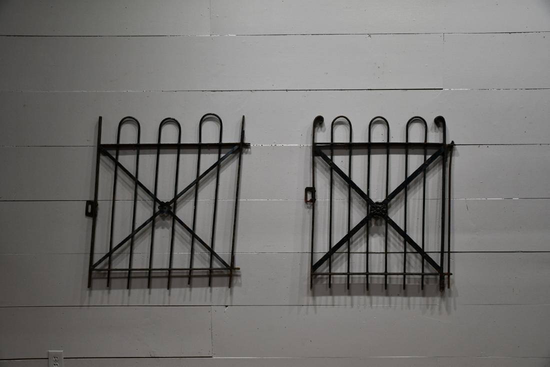 Pair of New Orleans Metal Garden Gates 37"  x   31" (1 of 3)