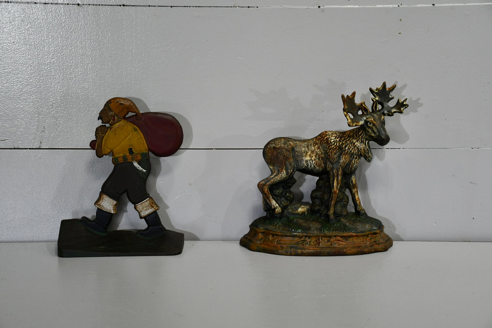 2pc. Lot of Door Stops - Pirate / Moose: 2pc. Lot of Door Stops - Pirate / Moose