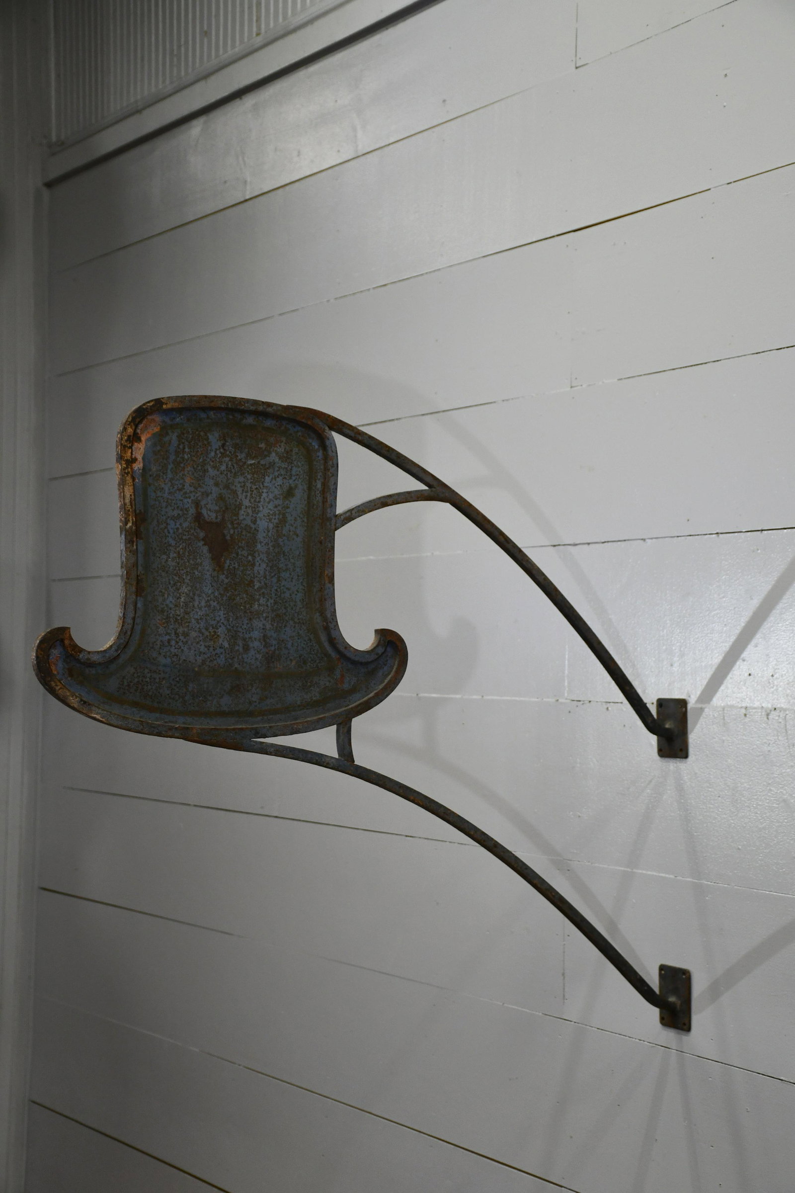 Hat Shop Trade Sign     -      metal 38"  x   46" (1 of 4)