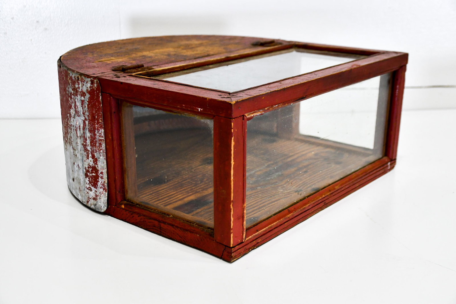 General Store Cheese Case 8"H,   18 1/2"  x   20" (1 of 4)