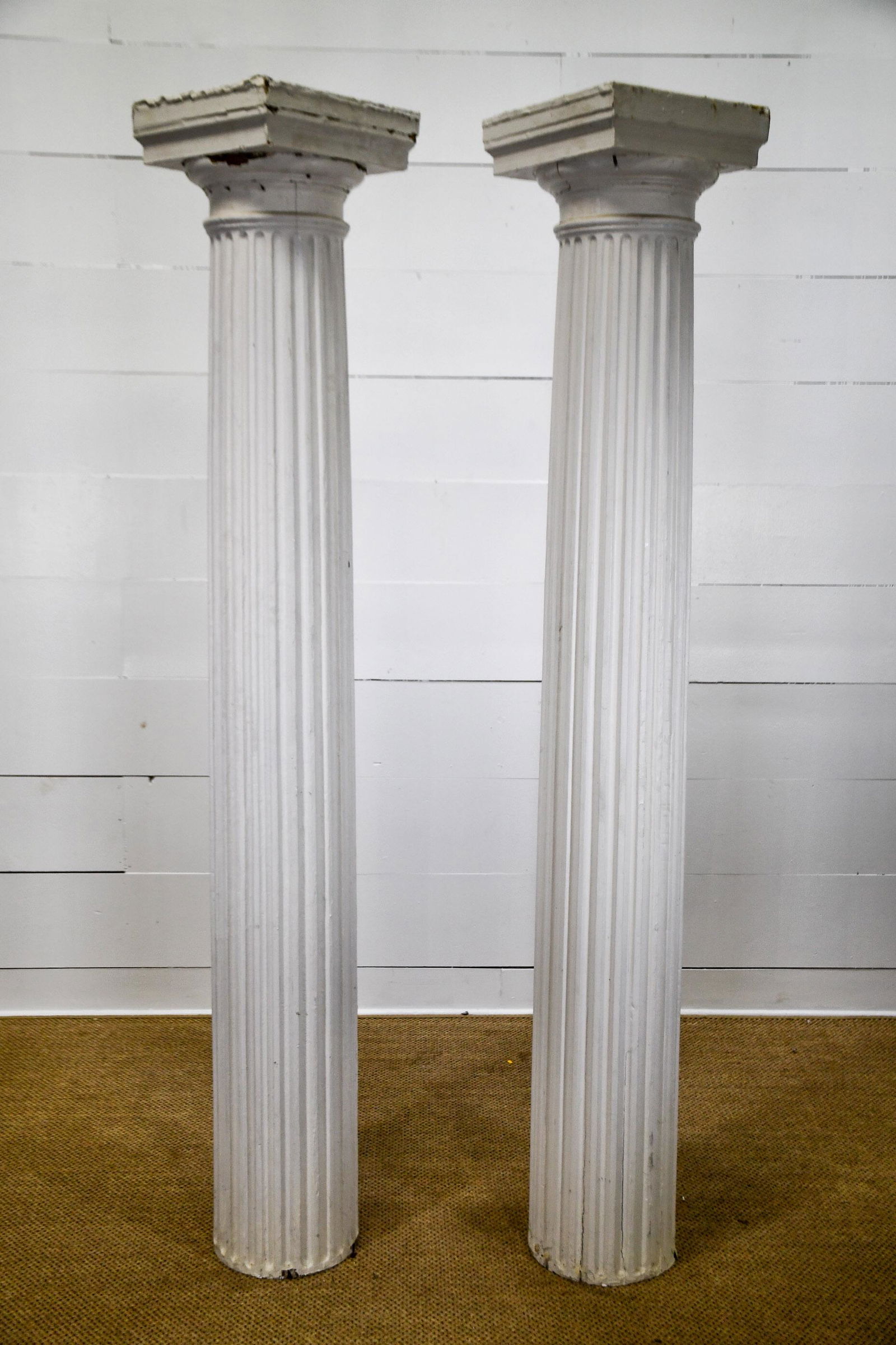 Architectural Painted Fluted Column X-2      / (1 of 5)