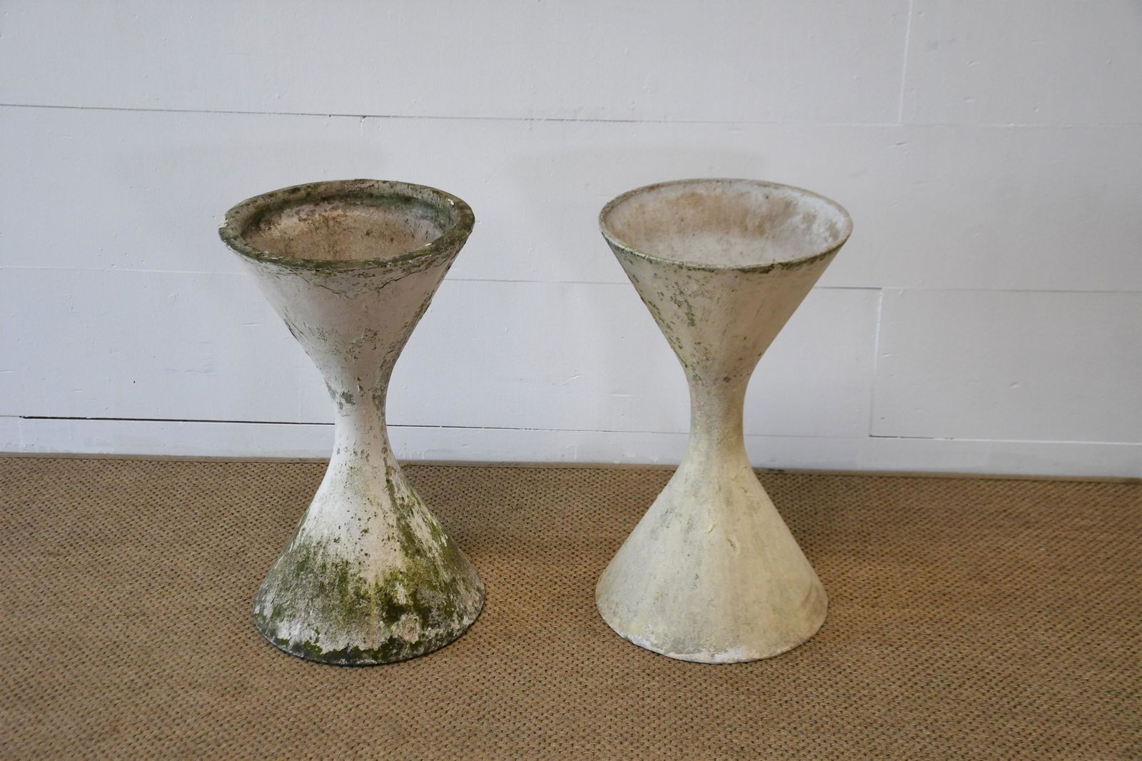 2-Pc Lot of Willy Guhl Planters (1 of 8)