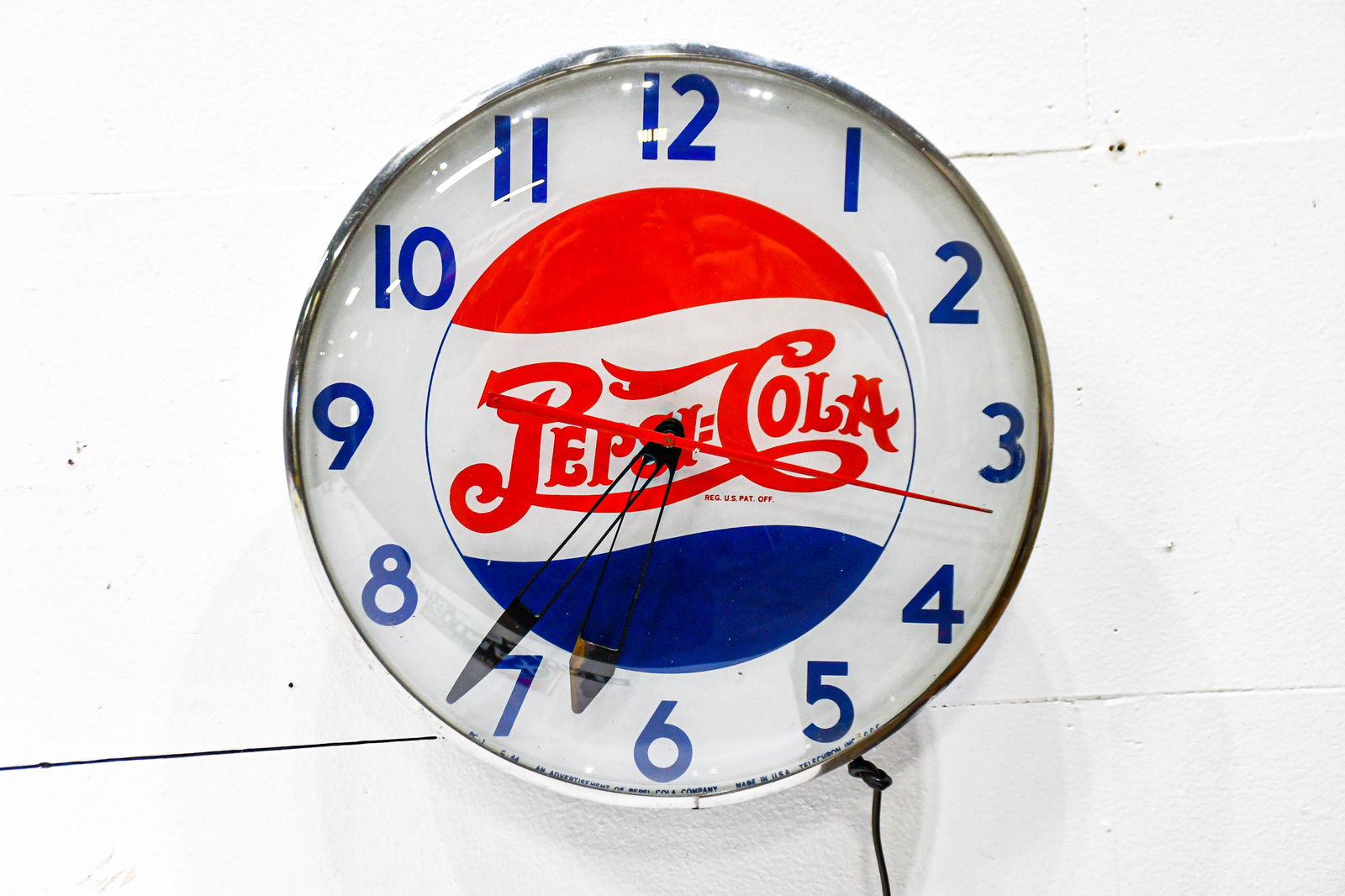 Pepsi-Cola Bottle Clock *Works* (1 of 5)
