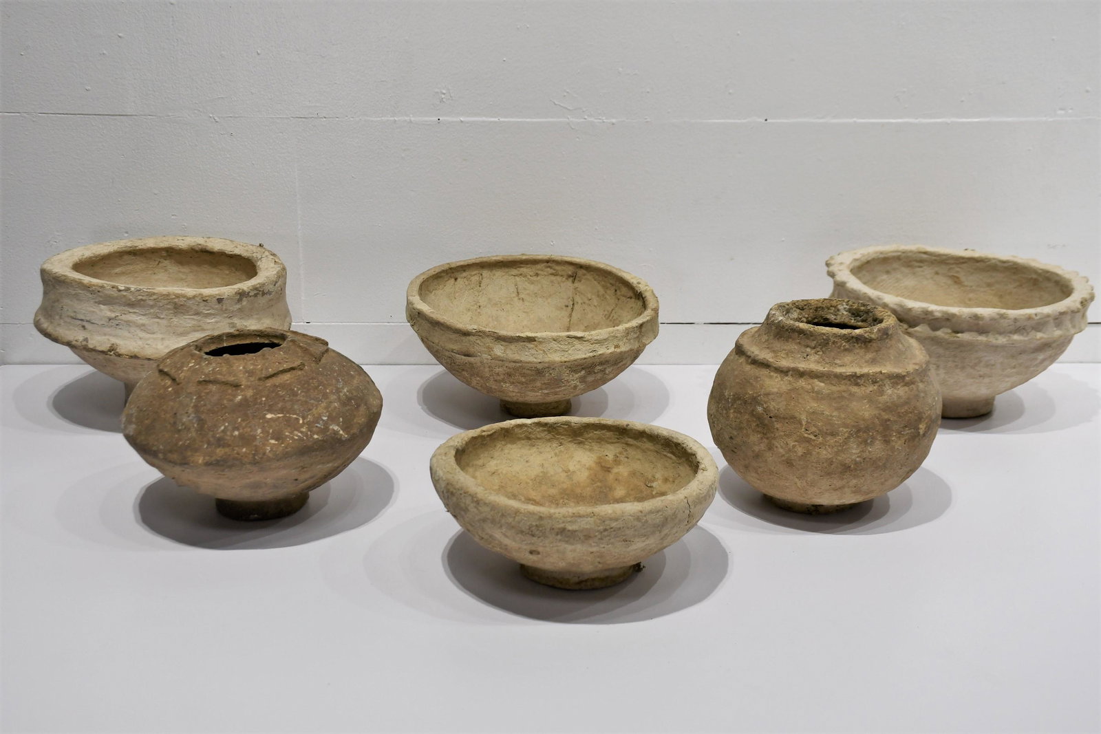 6 PC Paper Mache Bowls 8" x 11 1/2" DIA , 6" x 13" DIA , 7" x 13" DIA , 8" x 12" DIA , 5" x 11" DIA (1 of 6)