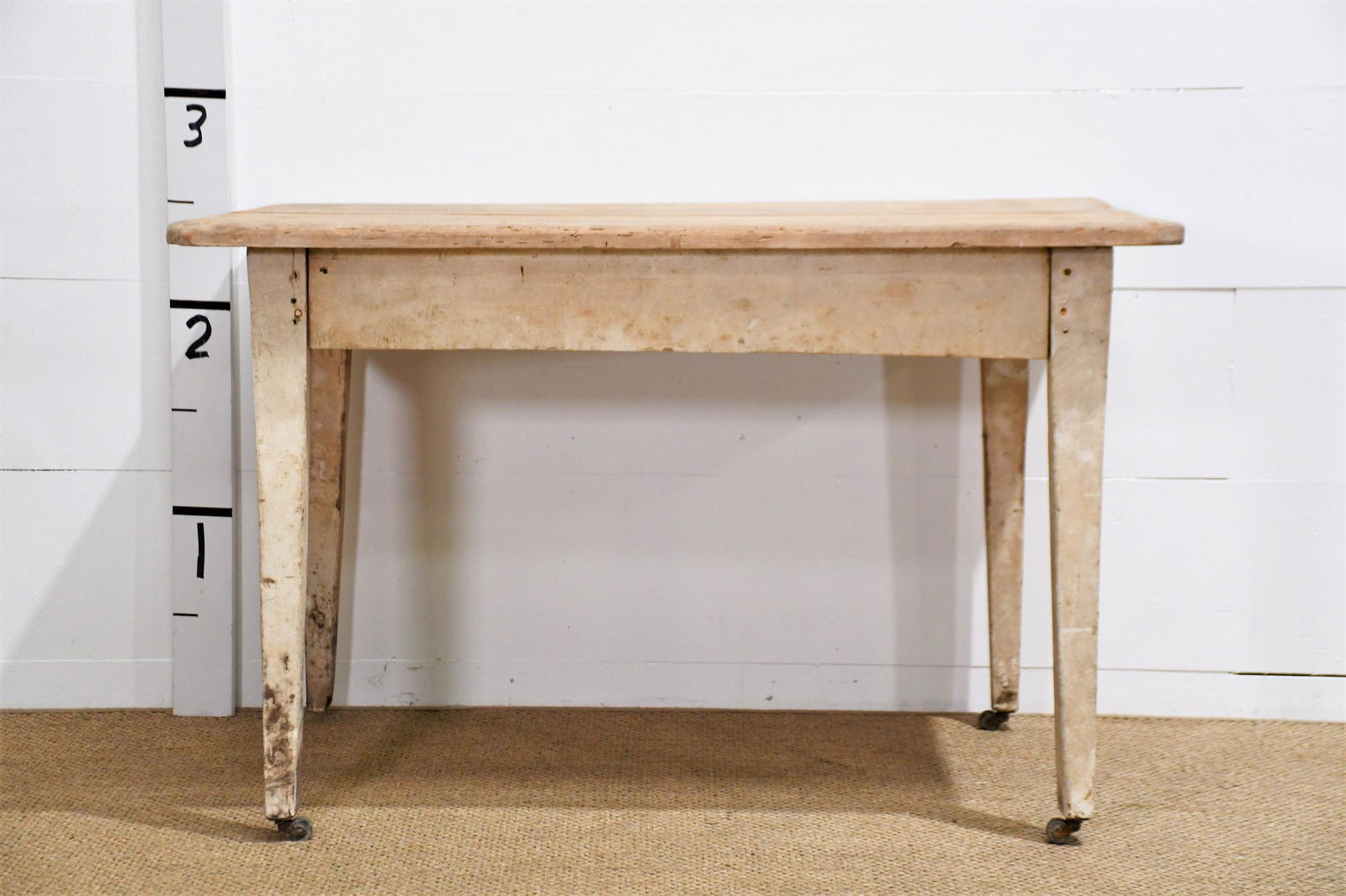 Painted Scrub Top Farm Table 31"H  x  48 1/2"L  x  32 1/2"W (1 of 4)