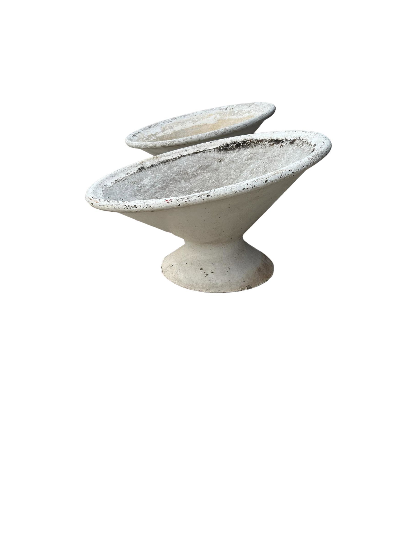 Pair Of Tilted Willy Guhl Planters 14 1/2"H   x   25 1/4" (1 of 8)