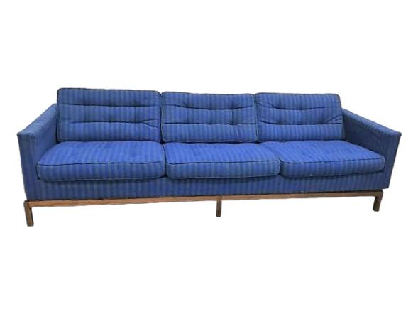 Vintage Florence Knoll sofa with walnut base and original upholstery. Professionally cleaned (1 of 8)