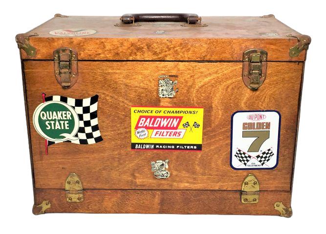 Selection of Slot Cars & Accessories (1 of 8)