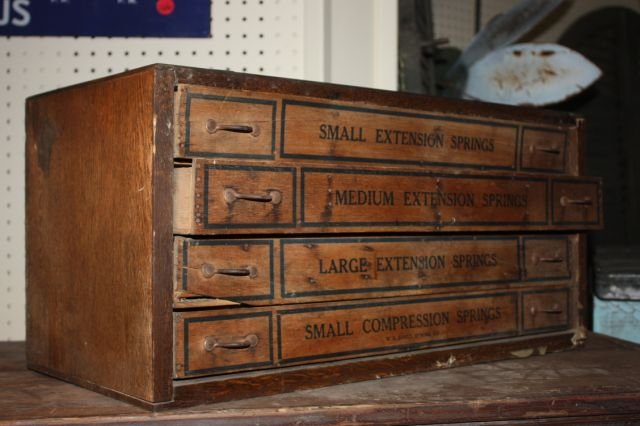 Drawer Unit: Drawer Unit