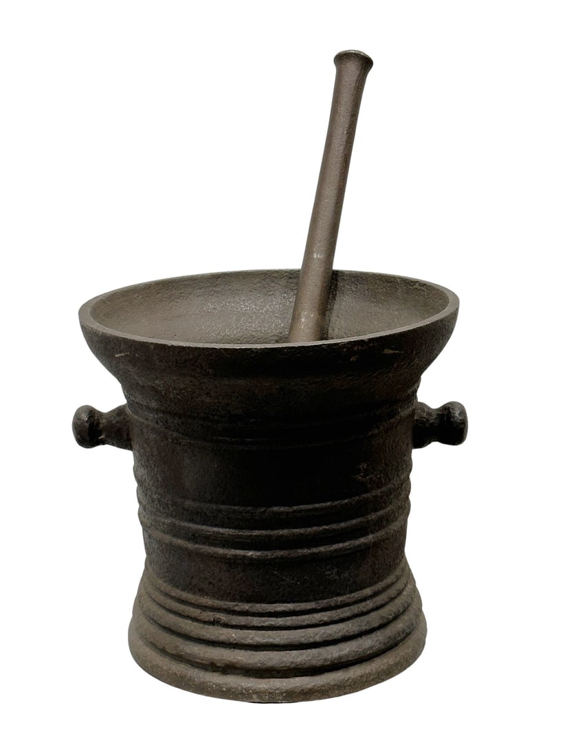 19th C. American Cast Iron Mortar and Pestle 14"H,   15 1/2"  x   14 1/2"    /    23 3/4"L (1 of 8)