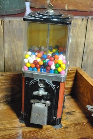 Bubble Gum Machine with Key: Bubble Gum Machine with Key