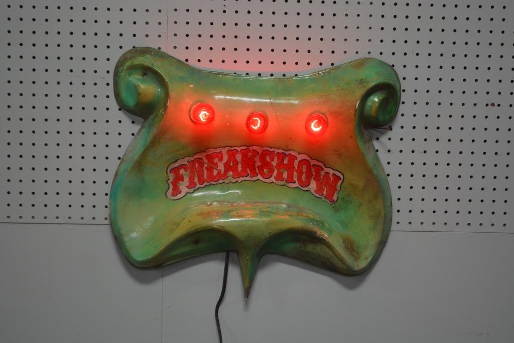 Lighted Freak Show Sign 20 1/2" x 23 1/2": Lighted Freak Show Sign 20 1/2" x 23 1/2"