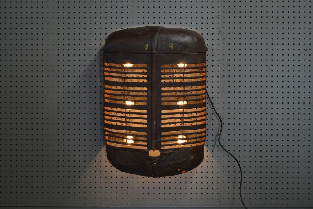 Lighted Tractor Grill: Lighted Tractor Grill