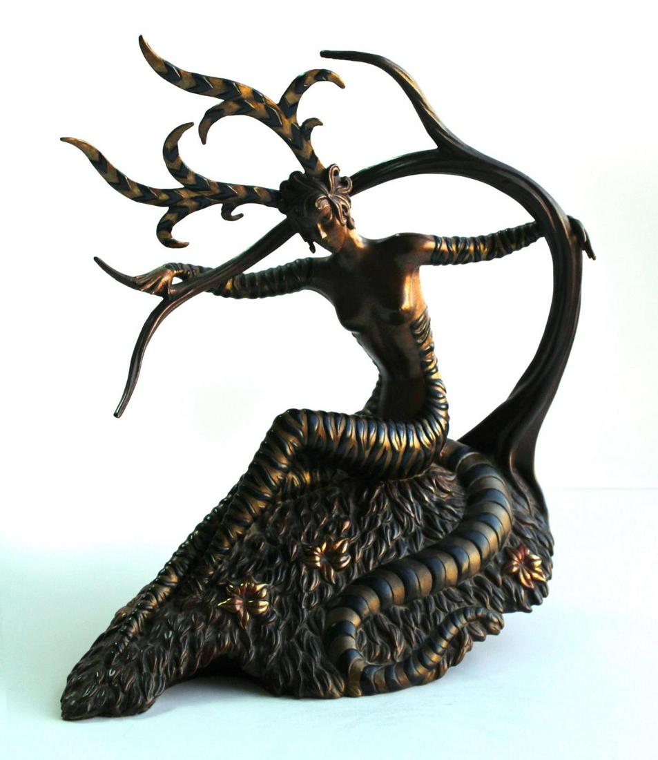 Erte - The Hunting (1 of 1)