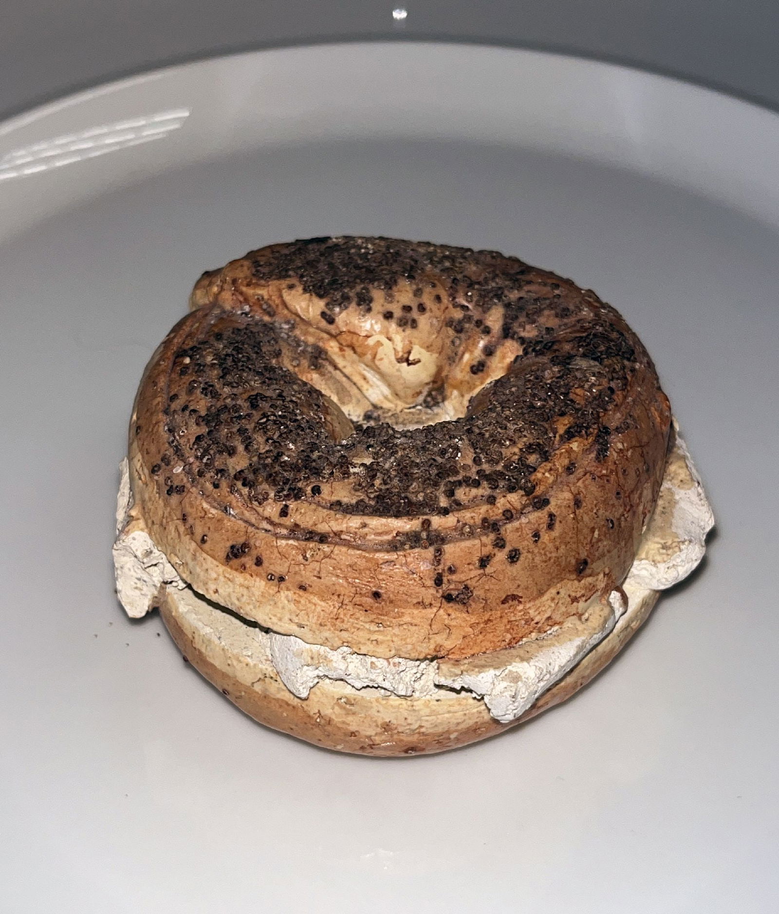 David Gilhooly - Poppy seed bagel with cream cheese: Artist: David Gilhooly Title: Poppy seed bagel with cream cheese Year: 1972-1980 Dimensions: 5 x 5 x 2 in. Edition: Original one-of-a-kind work of art Medium: G