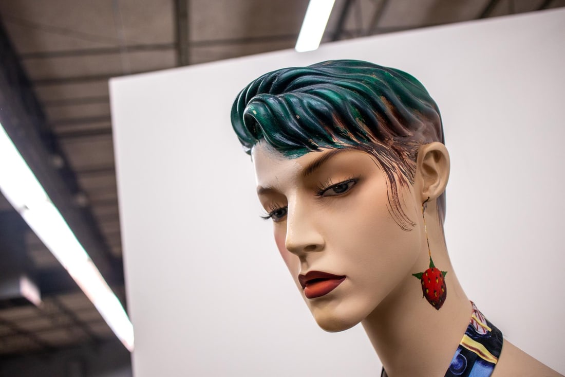 Ferjo - Hand painted Mannequin - 4