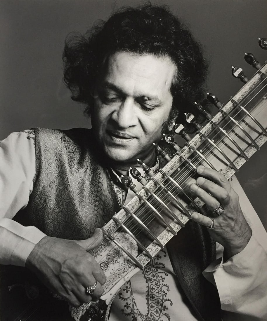 Francesco Scavullo - Ravi Shankar (1977): Artist: Francesco ScavulloTitle: Ravi Shankar (1977)Year: 2004Dimensions: 20in. by 24in.Edition: From the Rare Limited EditionSuite: Volume I SongMedium: Silver Gelatin PrintCondition:
