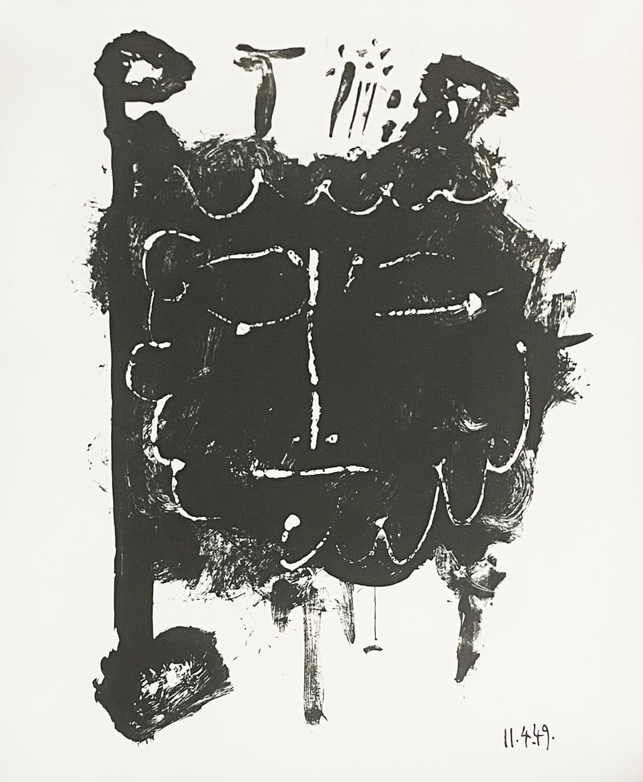 Pablo Picasso - Masque de Cendre I: Artist: Pablo Picasso Title: Masque de Cendre I Year: 1949 Dimensions: 9 3/4in. by 12 3/4in. Edition: From the rare limited edition of 220 Publisher: Editions Hemispheres Suite: Suivie de Masques de