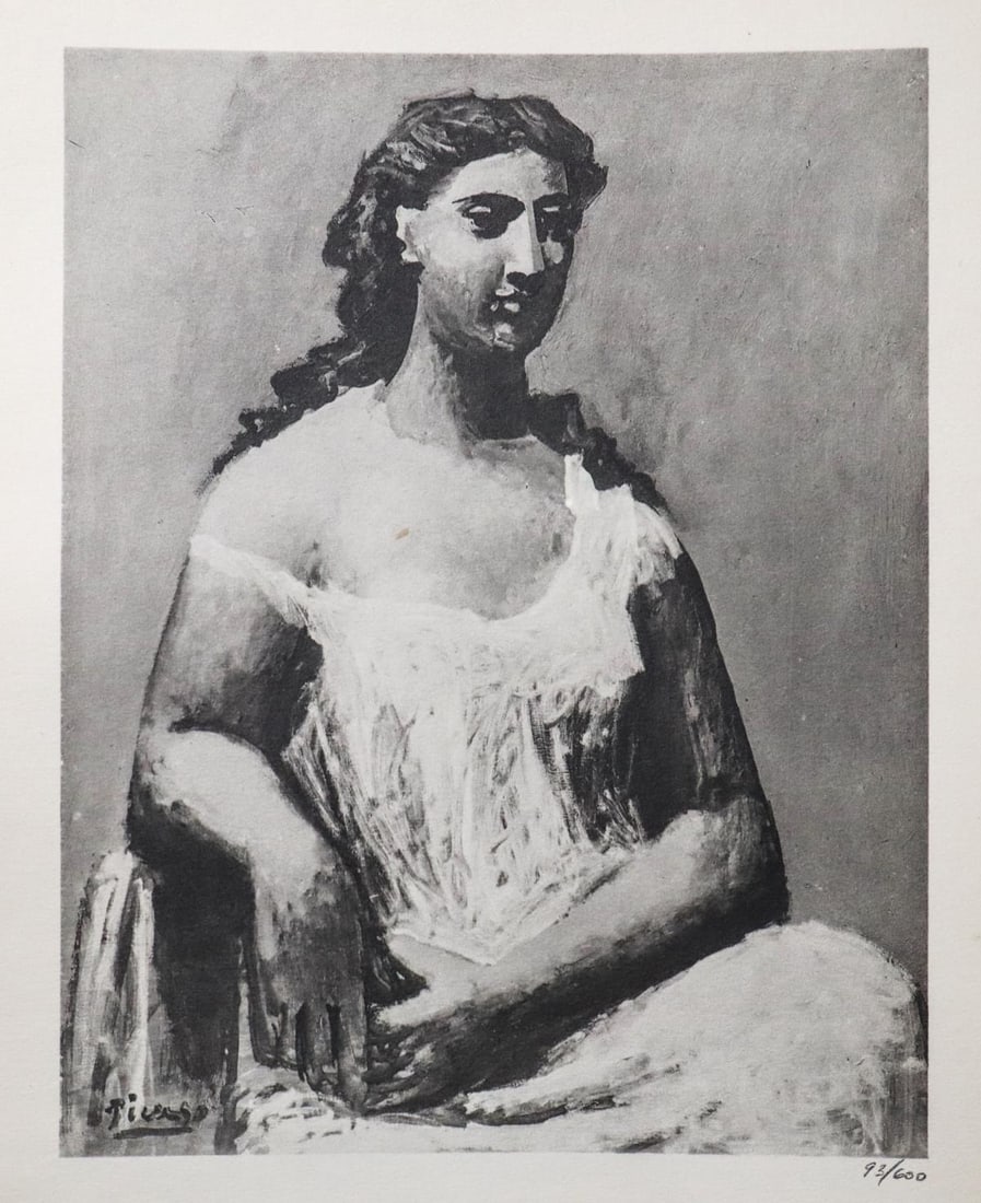 Pablo Picasso - La femme en blanc: Artist: Pablo Picasso Title: La femme en blanc Dimensions: 8.5in. by 11in. Edition: From the rare limited edition Suite: Pablo Picasso by Eugenio D'Ors Medium: Lithograph on paper Condition: