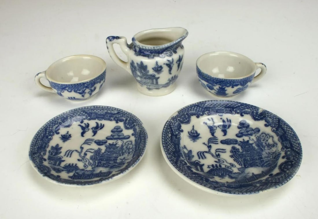 Japanese Decorative Tea Set - Occupied Japan Tea Set (1 of 3)