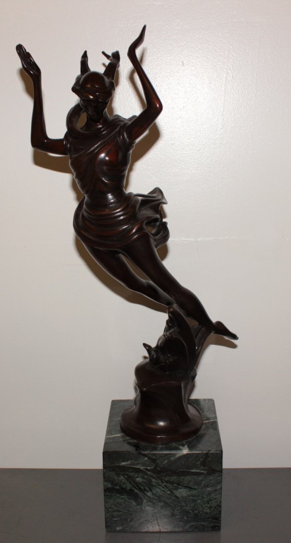 Thomas McKnight original bronze sculpture: Artist: Thomas McKnight Medium: Original bronze sculpture Size: 19" x 4.5" x 5" Year: 1984 Edition: 41 of the limited edition of 250 Signature: Signed in the bronze at bottom COA provided. Gu