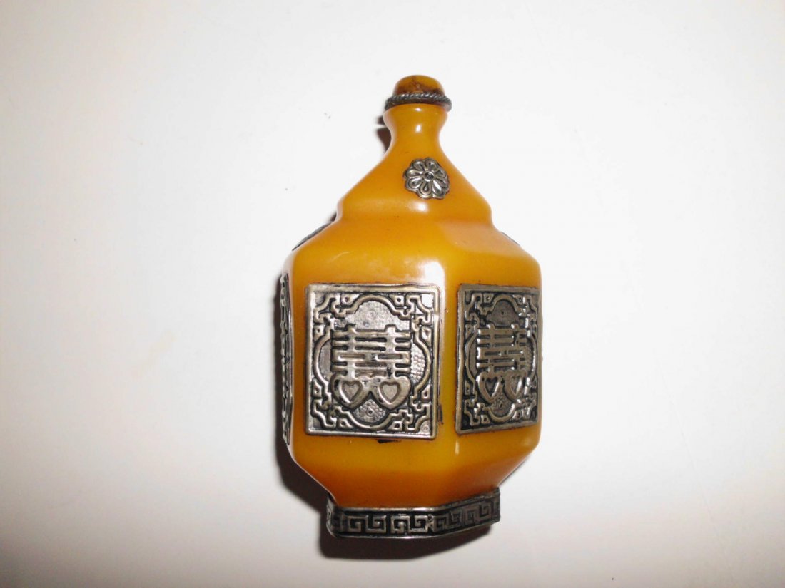 Old Tibetan Jade and White Copper Snuff Bottle: H 10.0cm W 6.0cm W 4.5cm