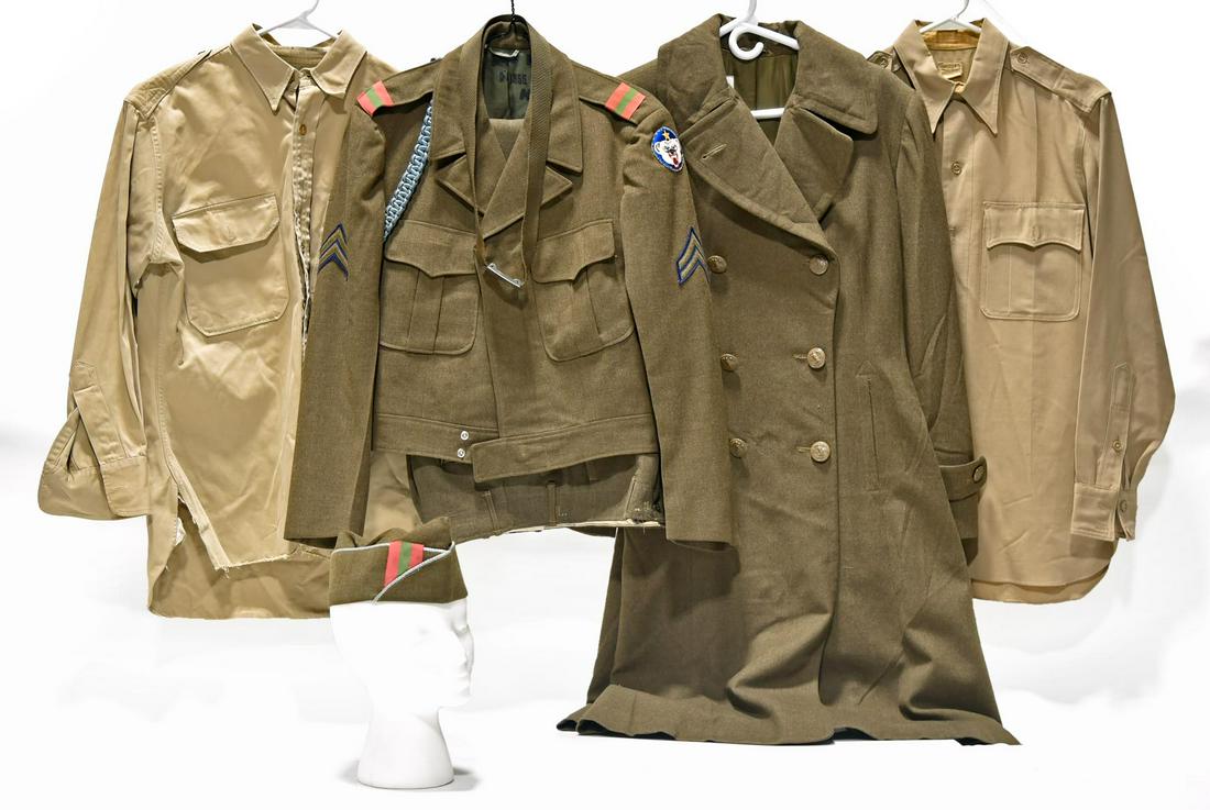 WWII U.S. Army Service Uniform (1 of 1)