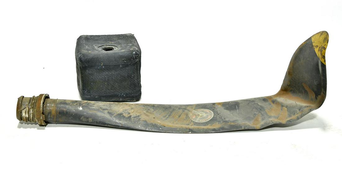 Original WWII U.S. Aviation Fuel Tank and Propeller (1 of 1)