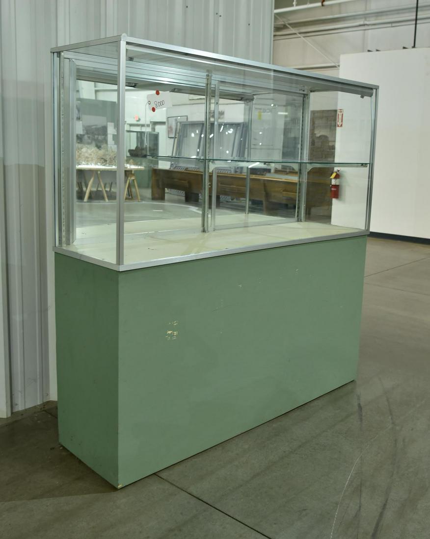 Glass Display Case (1 of 3)
