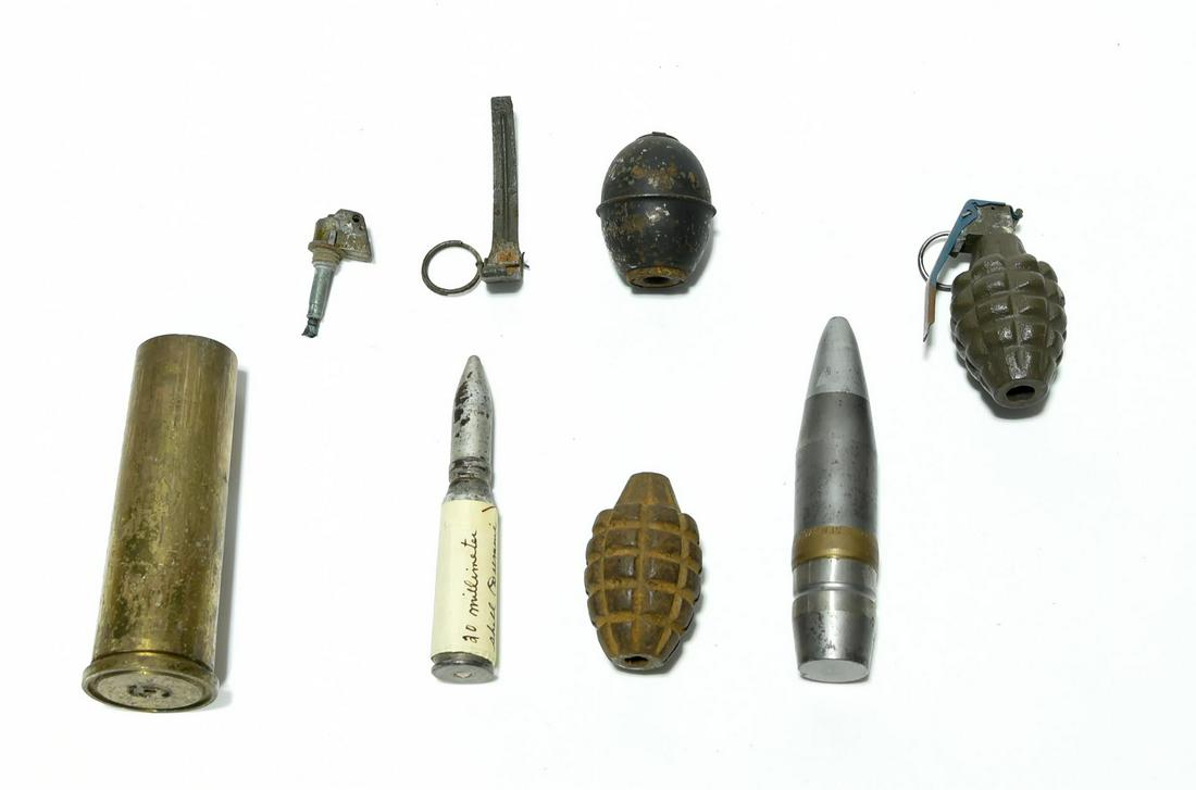 WWII U.S. Prop Practice Munitions (1 of 1)