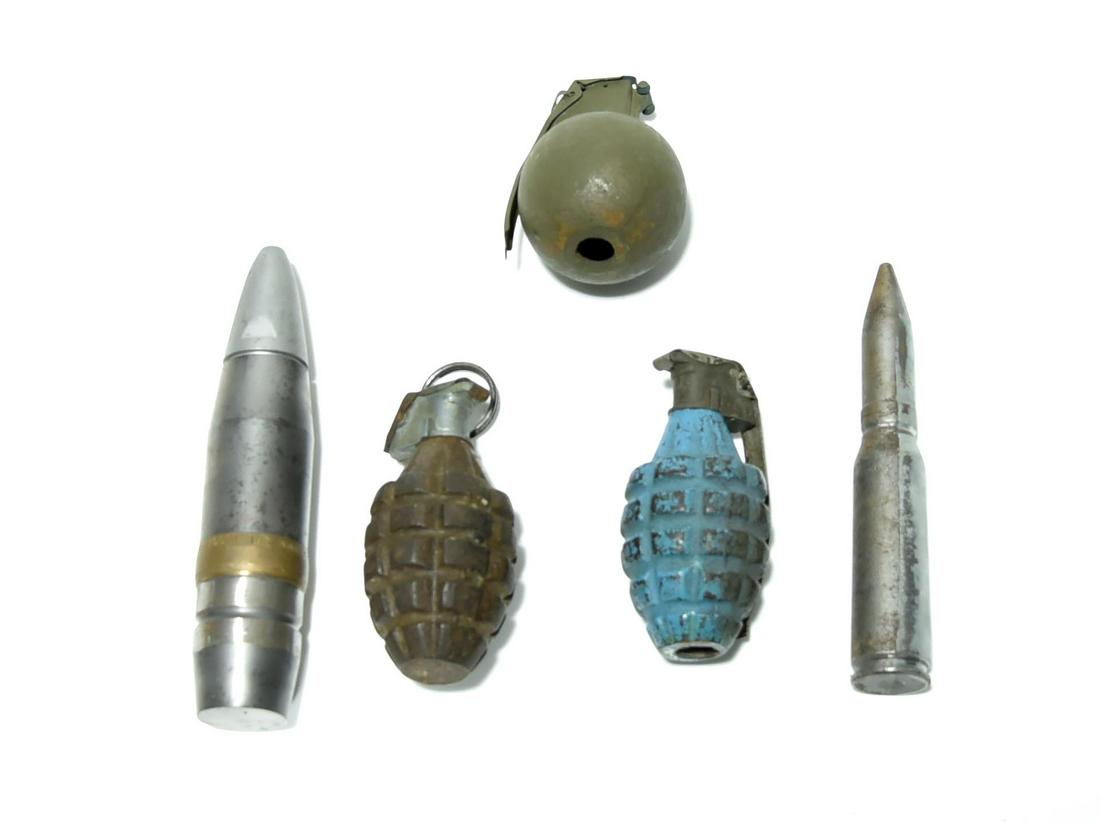 WWII U.S. Prop Practice Munitions (1 of 1)